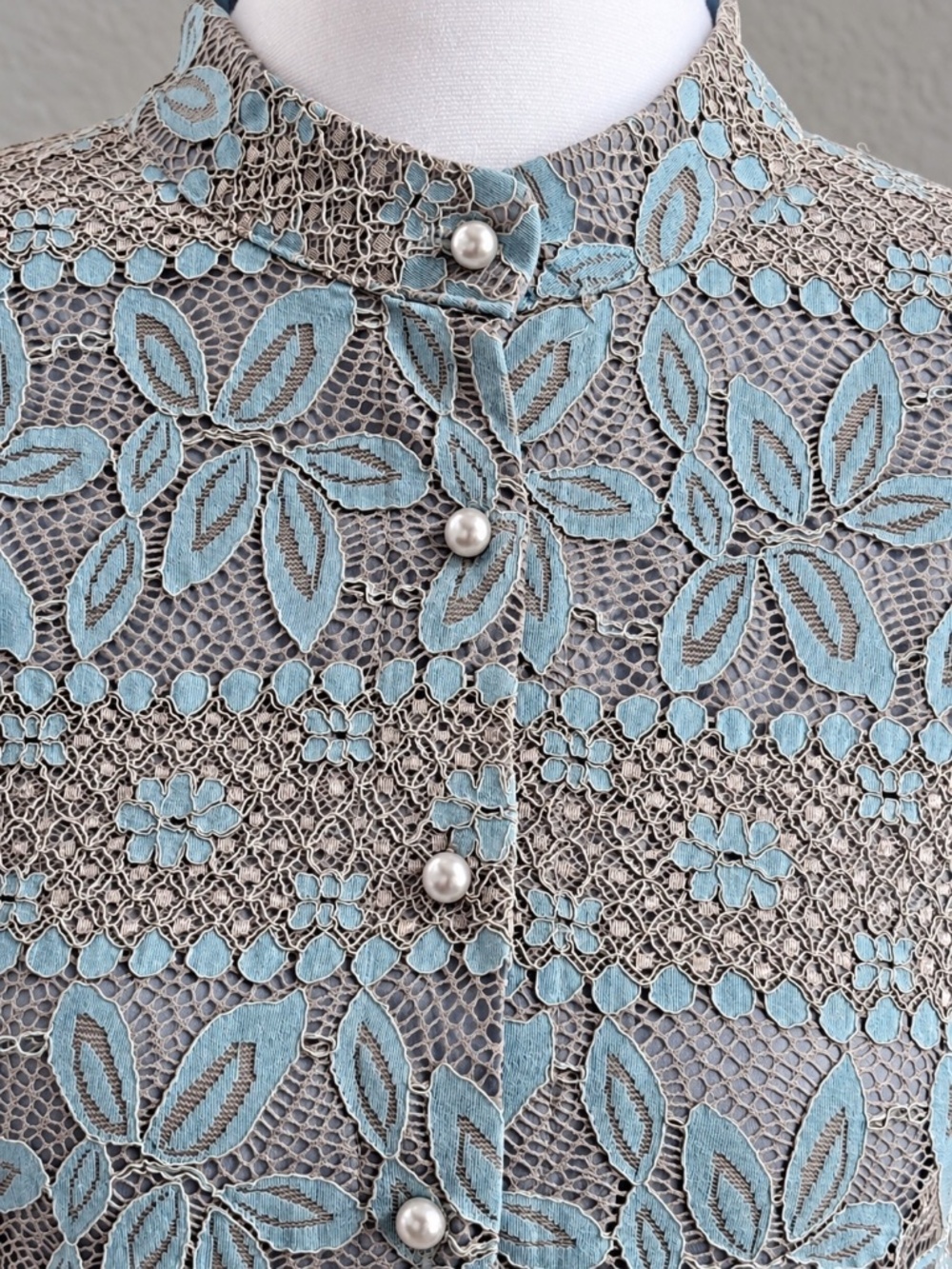 AIZHE Blue Gray Floral Lace Romantic Midi Dress Pearl Button Long Sleeve Medium - Picture 4 of 12